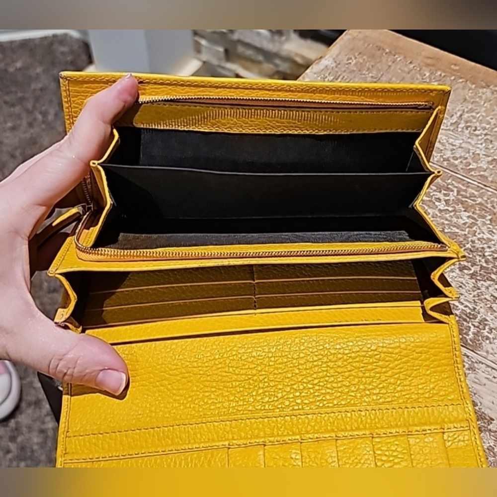 🔥💯AUTHENTIC GUCCI PEBBLED LEATHER SWING CONTINENTAL WALLET - Picture 14 of 16